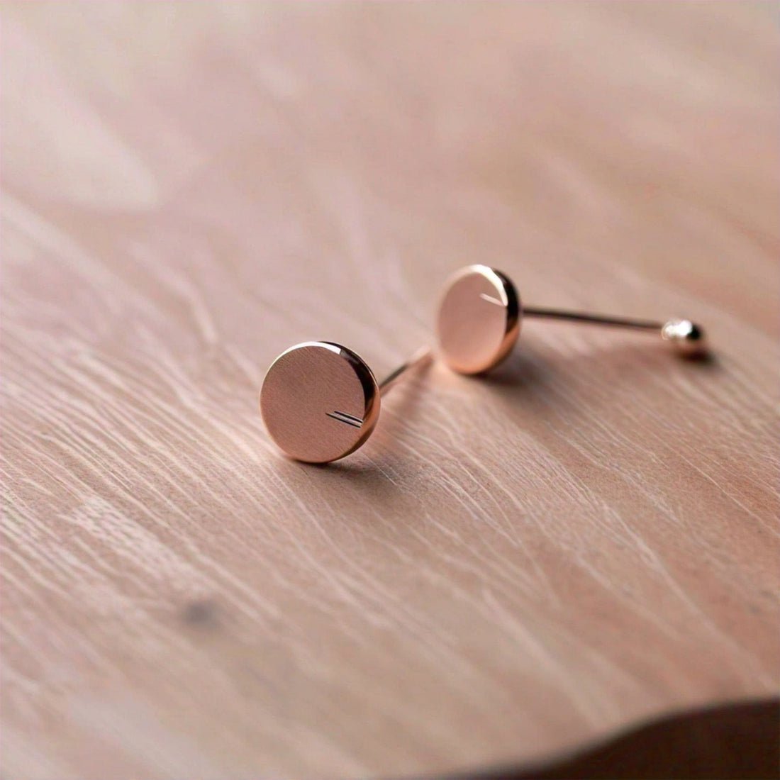 The Nutan Art Jewelry Earrings Pele Tiny Circle Women Rose Gold Stud Earrings