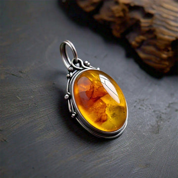 The Nutan Art Jewelry Pendants Ambrosia Sterling Silver Natural Vintage Amber Pendant