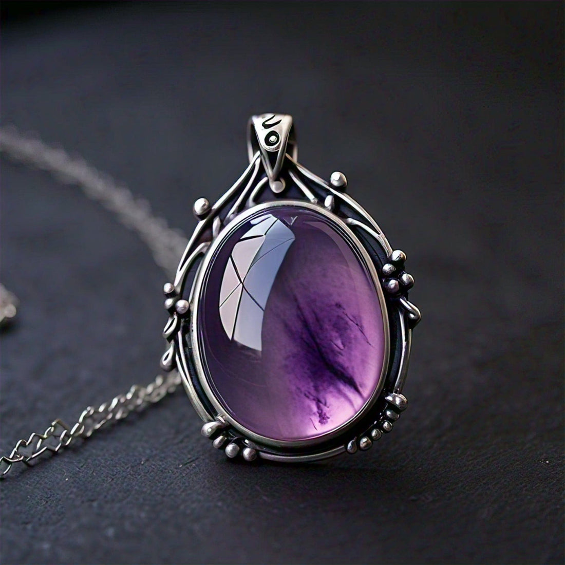 The Nutan Art Jewelry Pendants Ceres Real Vintage Amethyst Crystal Pendant in Silver