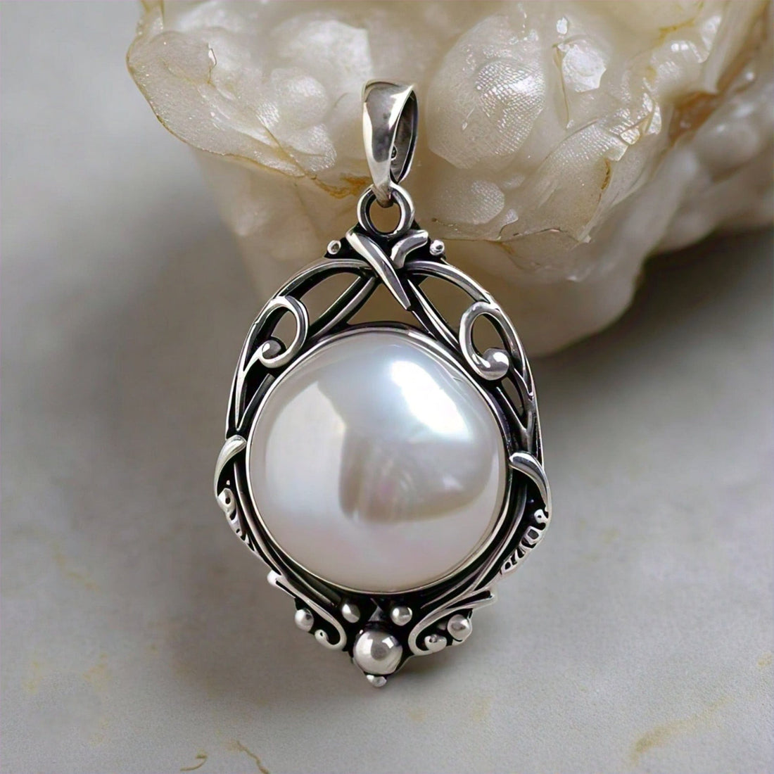 The Nutan Art Jewelry Pendants Eris Sterling Silver Handmade Freshwater Mother Pearl Pendant